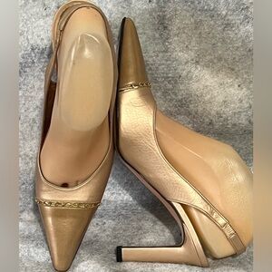 VTG*New-St.John Italian leather gold slingback pumps heels~Size:7.5B~pointy toes